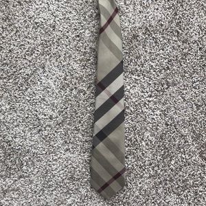 Burberry tie
